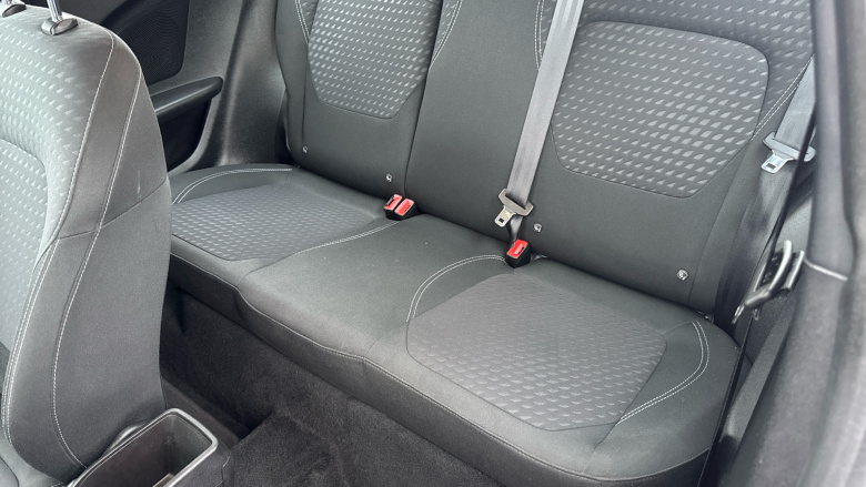 Ford Fiesta 1.1 Zetec 3dr Petrol Hatchback